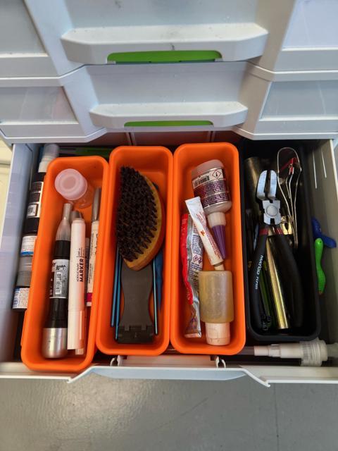Details of a Detailer – photo 4