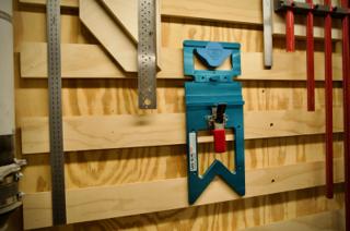 SYS-FIT - Square-ish Stuff Hanger