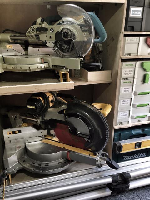 UK Ford Transit with Custom Fitout – photo 6