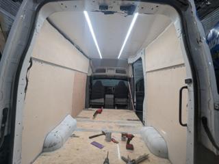 Deep Orange in a Nissan Van – photo 25