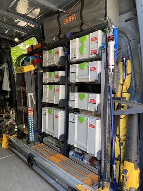 Well Organized Van – photo 2