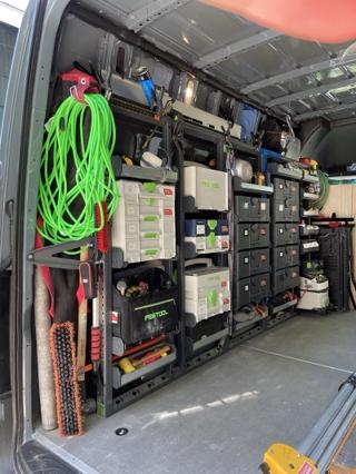 Well Organized Van – photo 3