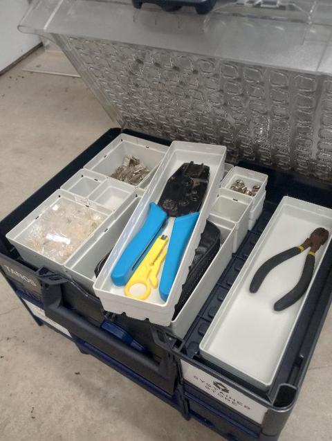 Organizer with Crimp and Connectors