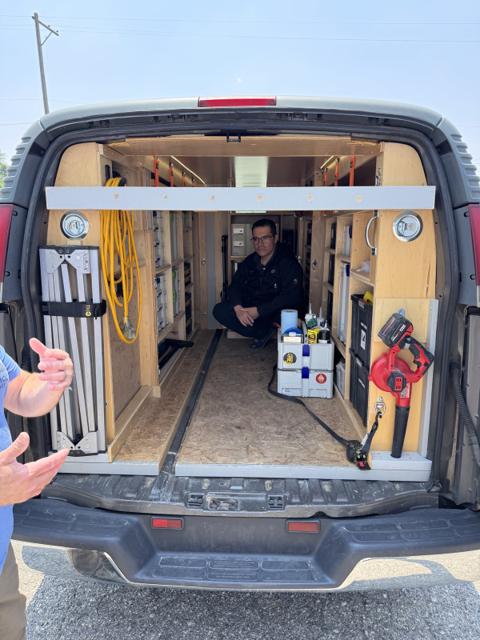 Chevy Express for a Craftsman – photo 6