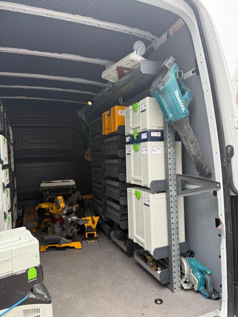 Sprinter 144 High Roof Bott Upfit