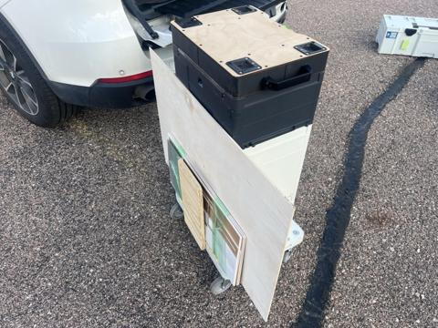 SYS-RB Material Holding