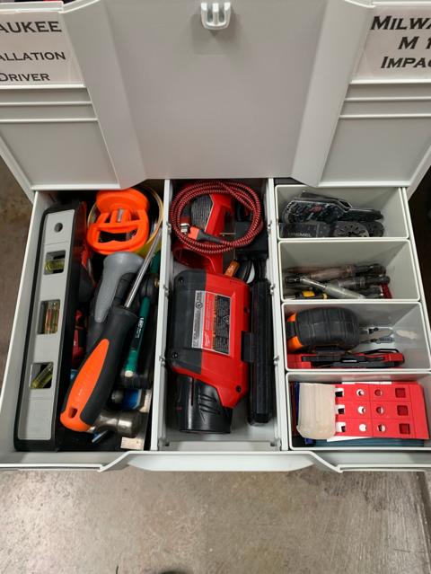 Milwaukee Installation and Impact Driver – photo 2