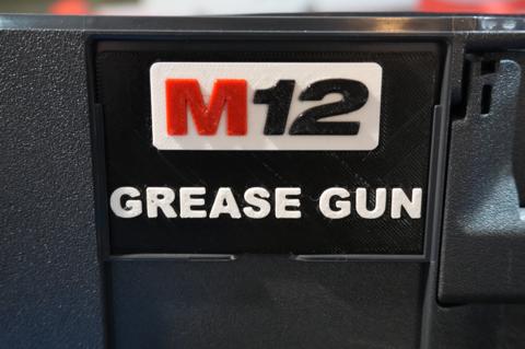 Milwaukee M12 Grease Gun – photo 4
