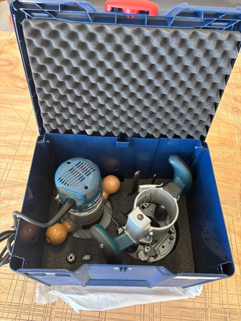 Bosch Plunge Router