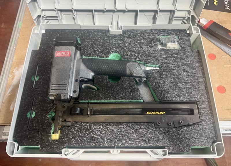 Senco Staple Gun in Sys3 M 112