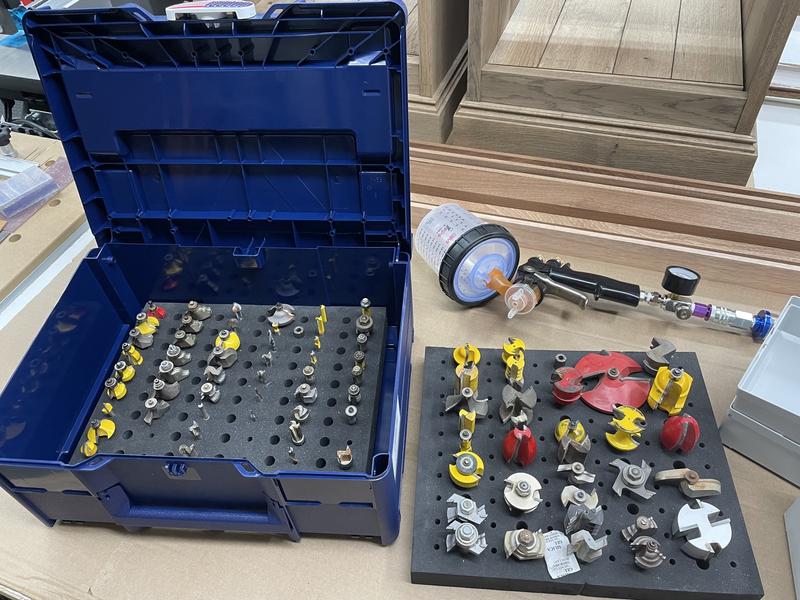 Router Bit Organization